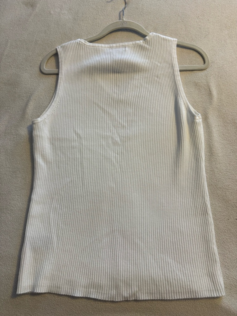 EVIE Cream Ribbed V-Neck Tank Top☀️ - Picture 2 of 3